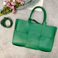 Bottega Veneta Medium Arco Tote Intreccio Calfskin Green