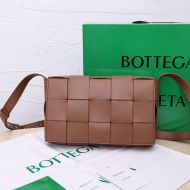 Bottega Veneta Medium Cassette Crossbody Bag Intreccio Calfskin Coffee