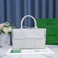 Bottega Veneta Small Arco Tote Intreccio Lambskin White/Black