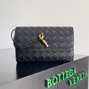 Bottega Veneta Large Andiamo Flap Bifold Wallet with Knot Intreccio Calfskin Black